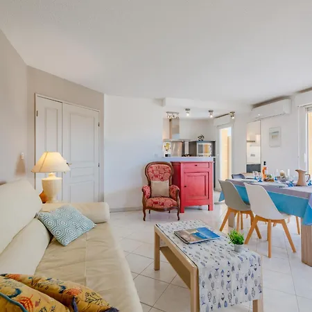 דירה Le Clos Saint Saens-4 By Interhome
